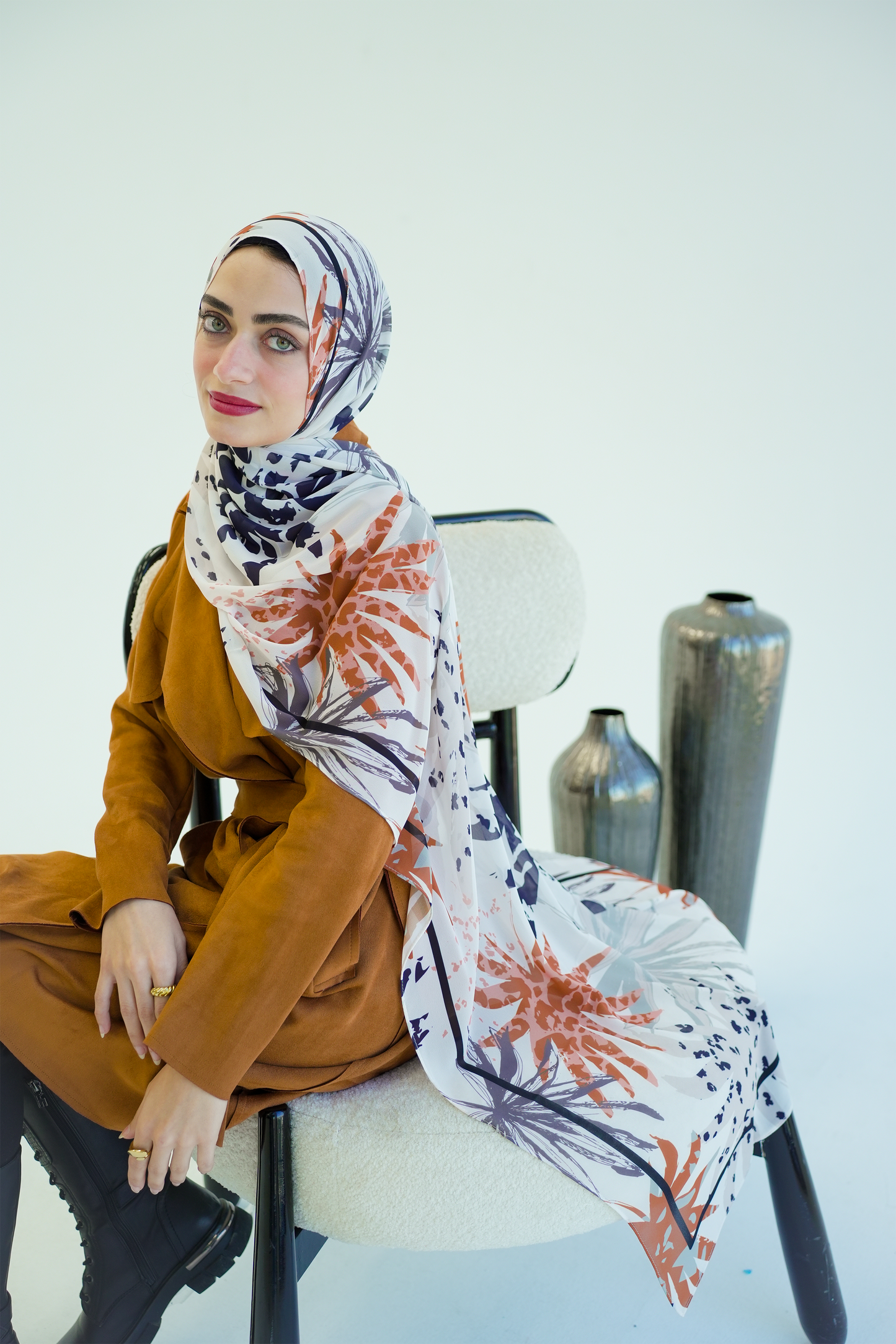 Noir & Havan Contrast Chiffon Scarf