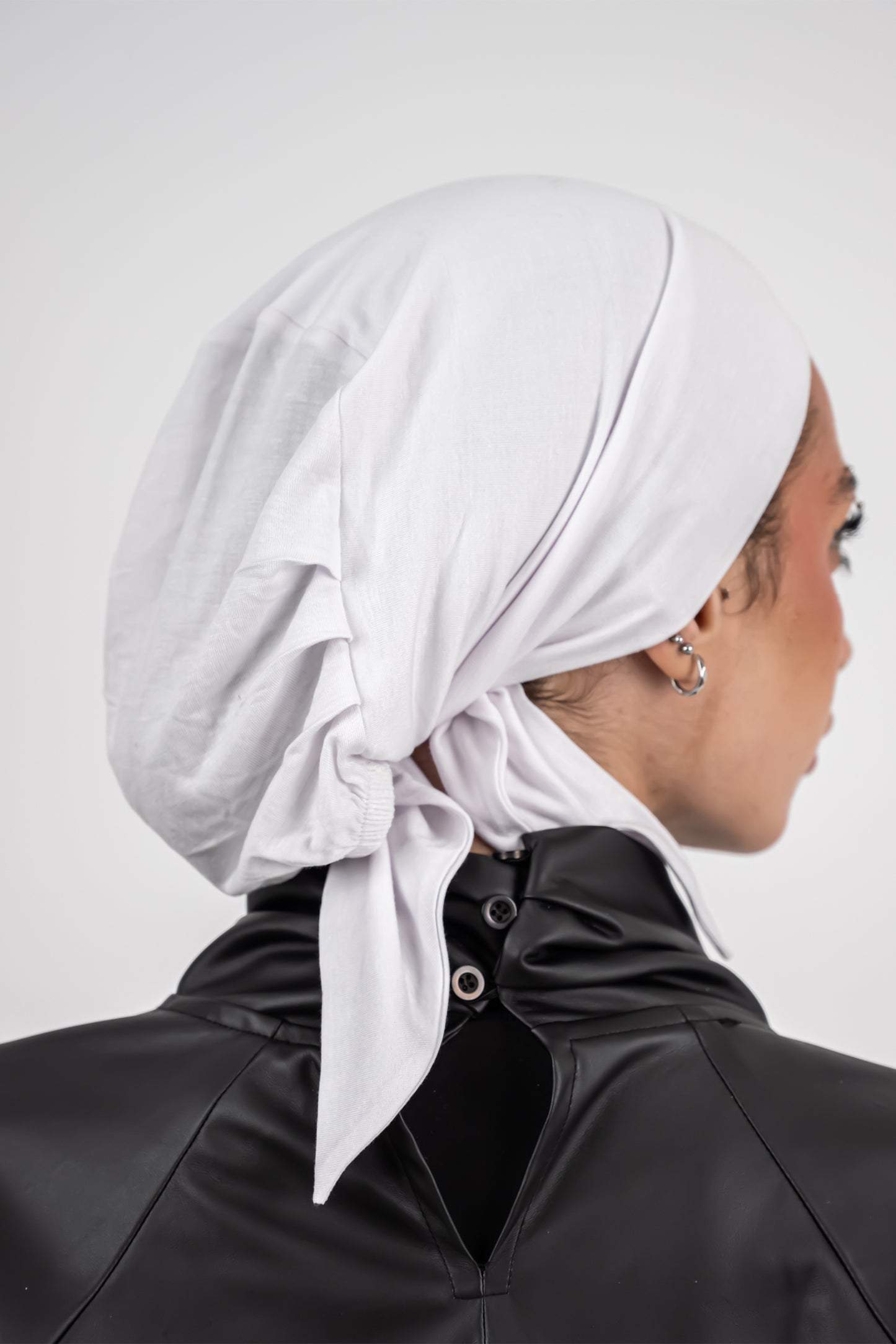 Closed Bandana – With Tie Back