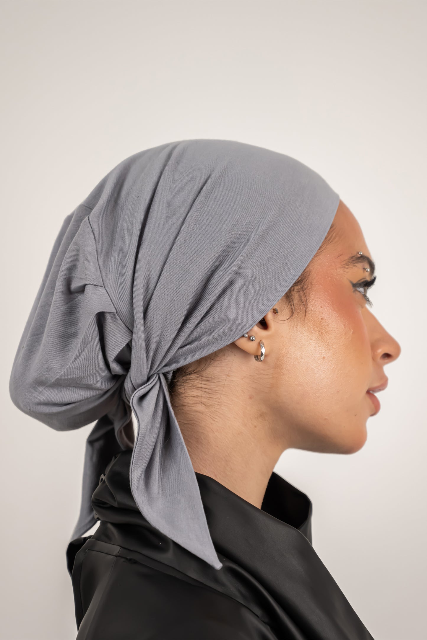 Closed Bandana – With Tie Back