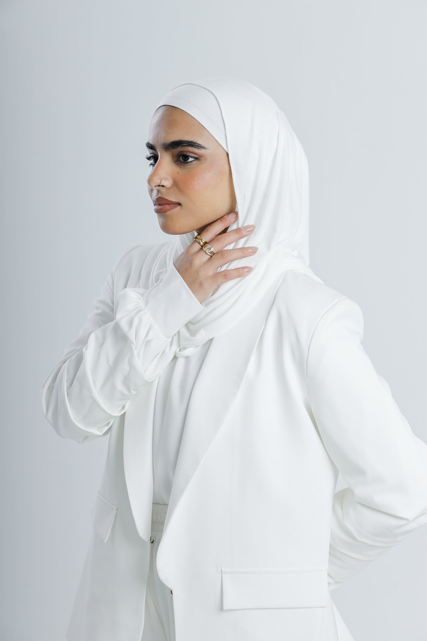 Easy Kuwaiti Scarf – Classic Fit