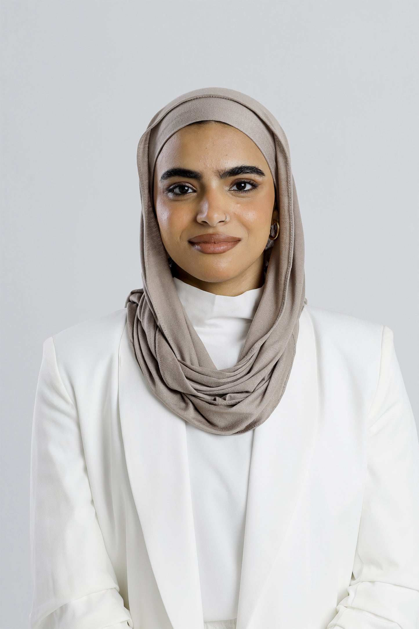 Easy Kuwaiti Scarf – Classic Fit