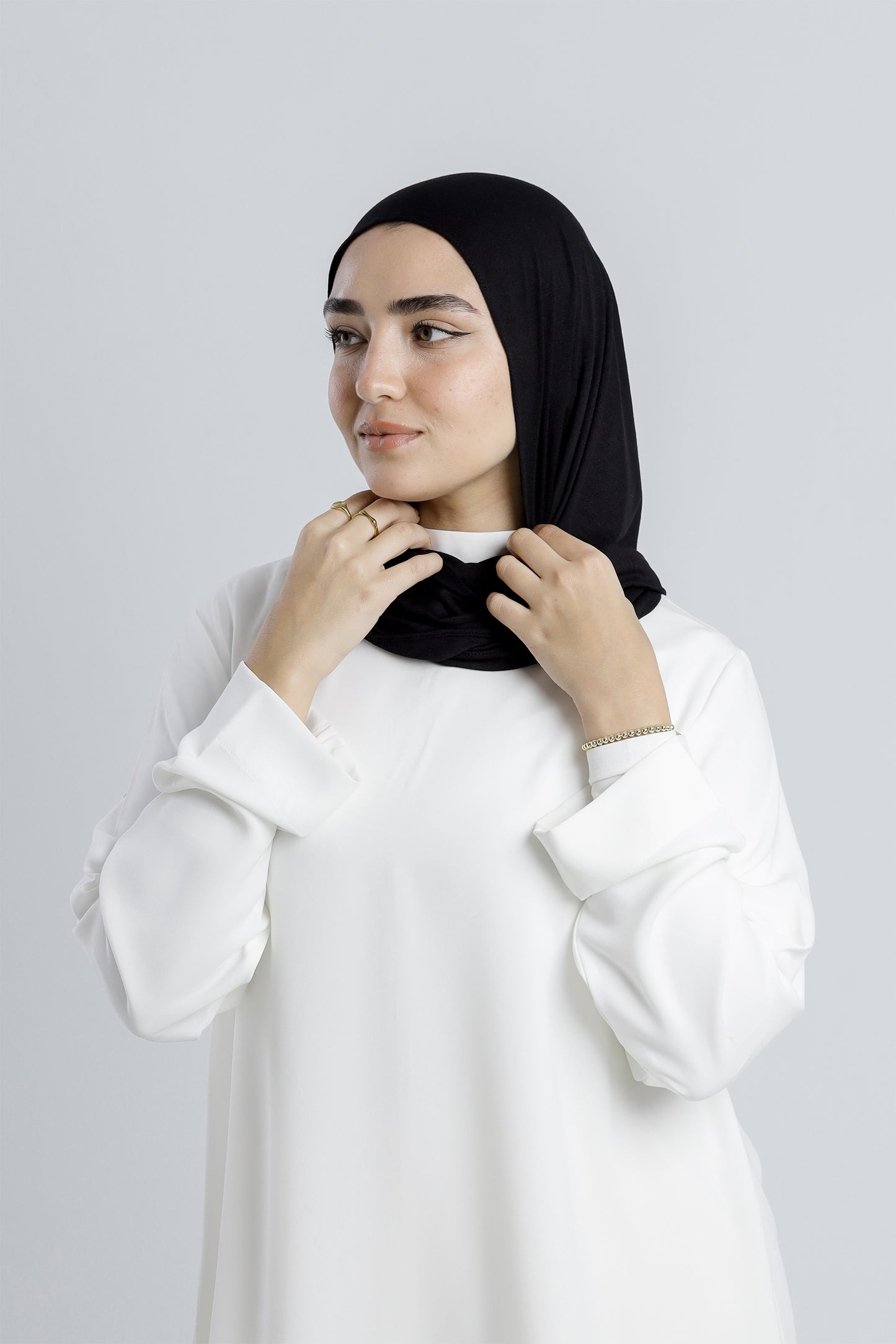 Easy Kuwaiti Scarf – Classic Fit