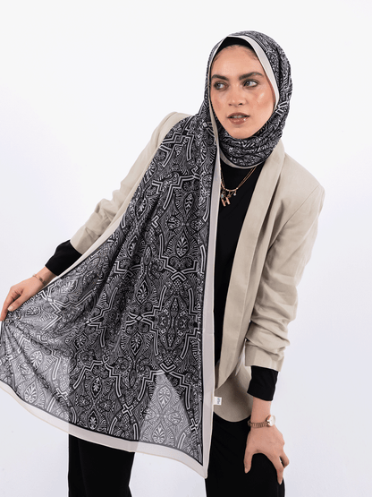 Nouveau Noir – Geometric Printed Scarf