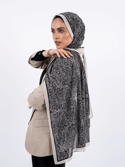Nouveau Noir – Geometric Printed Scarf
