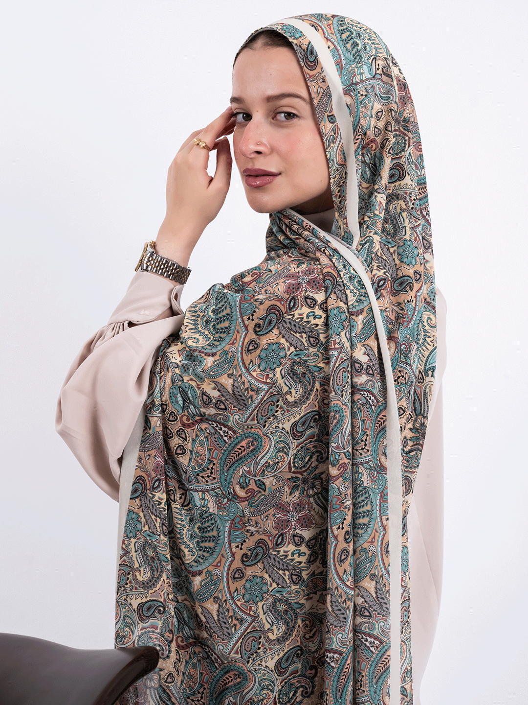 Paisley Whisper – Cream & Taupe Scarf
