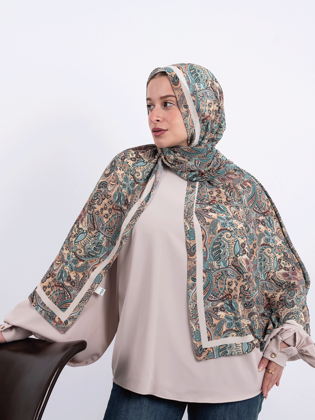 Paisley Whisper – Cream & Taupe Scarf