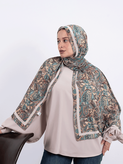 Paisley Whisper – Cream & Taupe Scarf