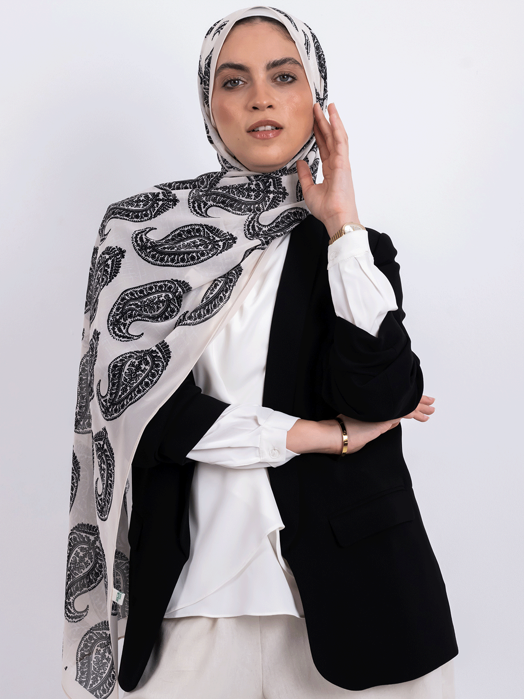 Classic Midnight - Monochrome Heritage