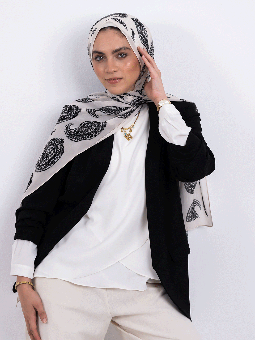 Classic Midnight - Monochrome Heritage