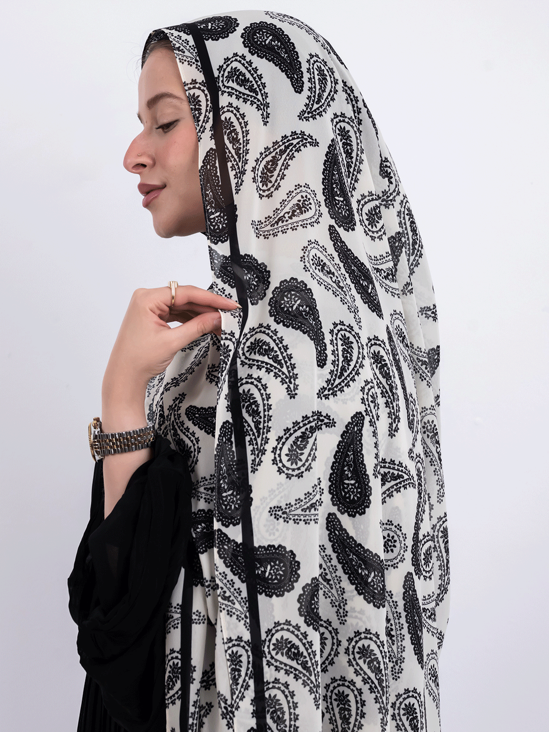 Ink Flow - Paisley Noir