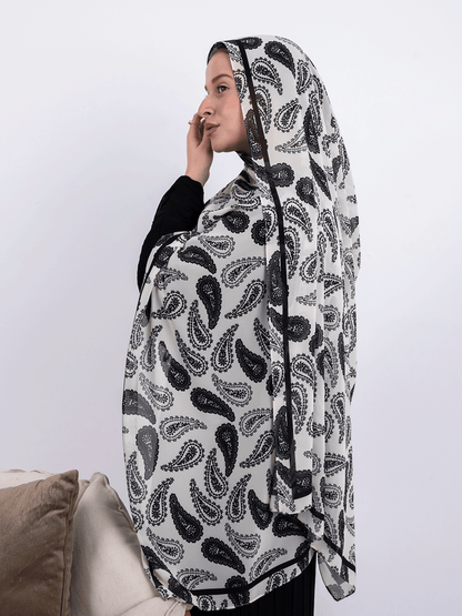 Ink Flow - Paisley Noir