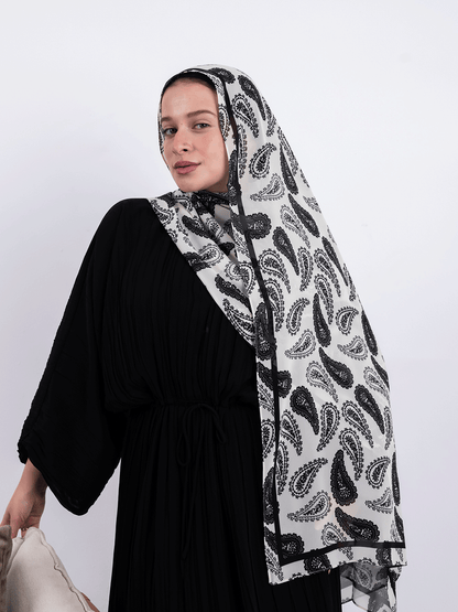 Ink Flow - Paisley Noir