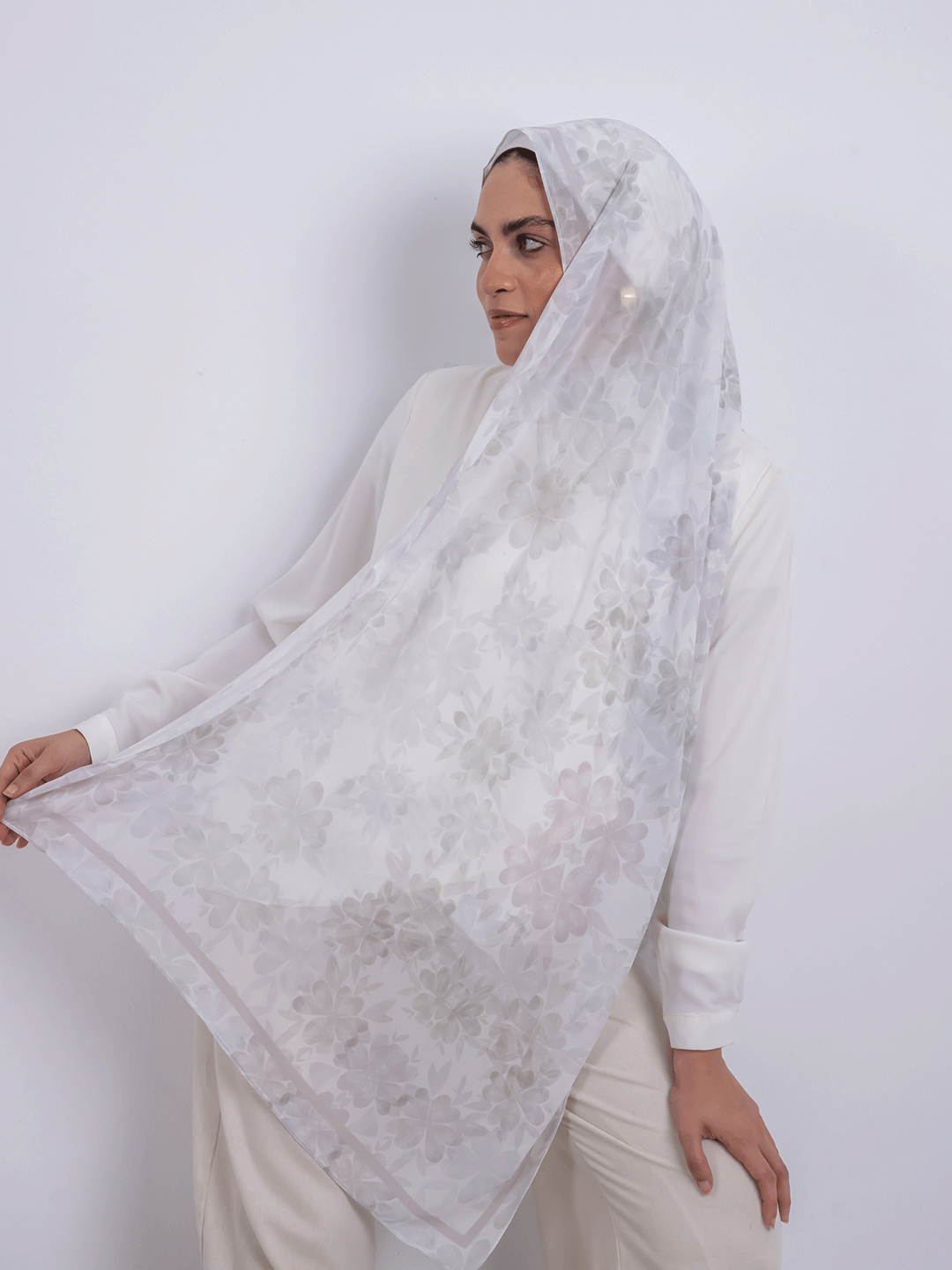 Pure Bloom - Ivory Mist