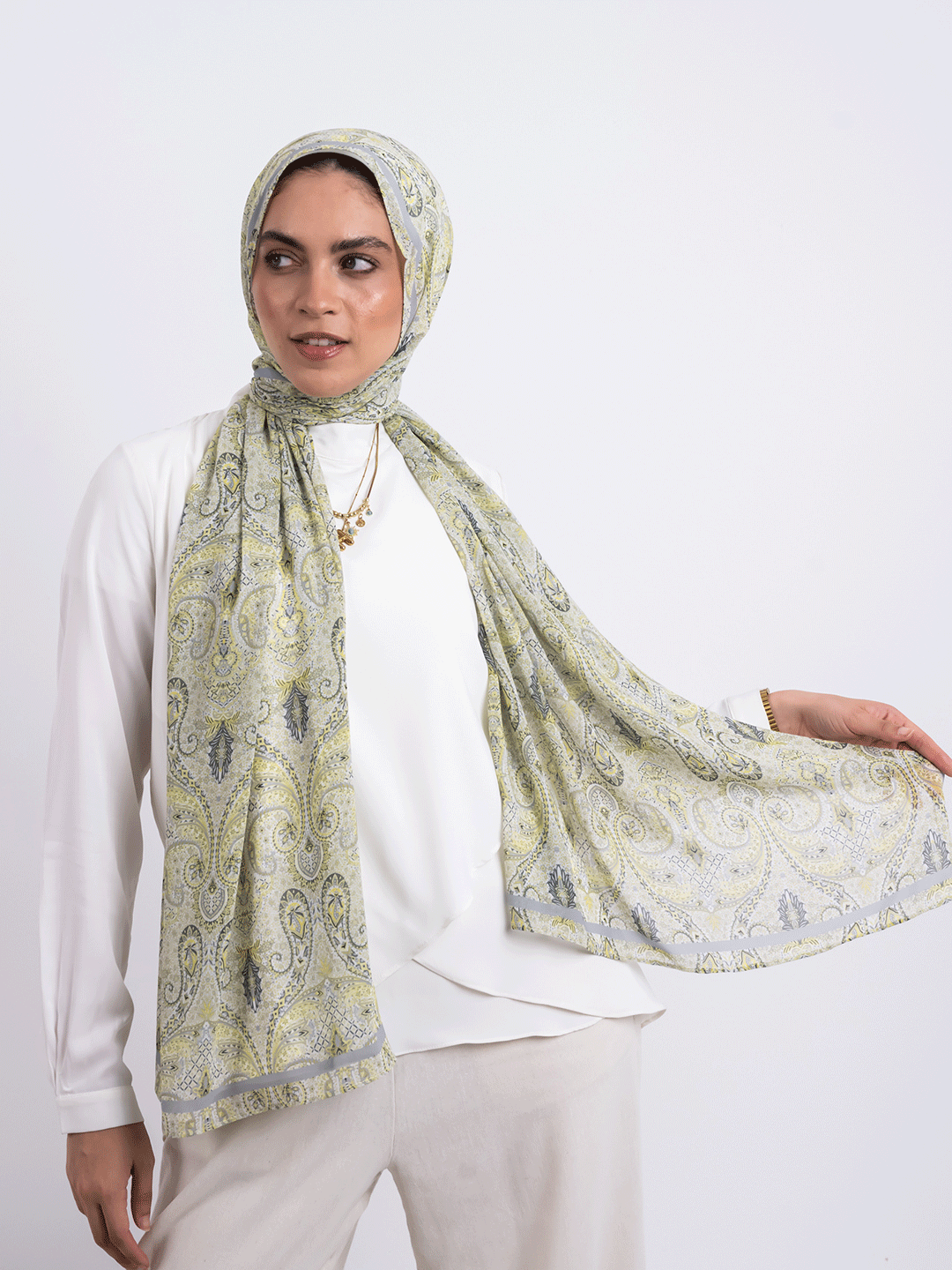 Pale Lime Paisley - Sunlit Willow
