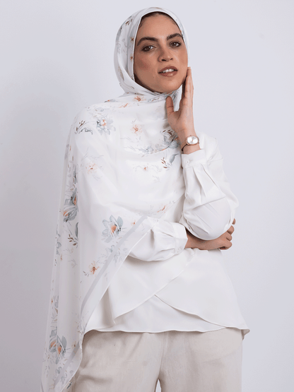 Soft Meadow Haze - Ivory Garden