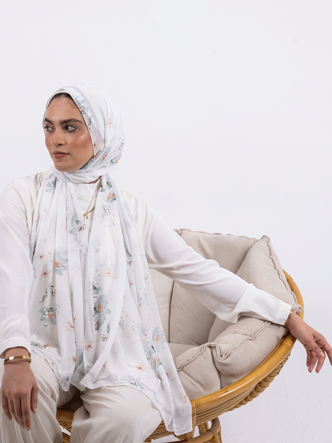 Soft Meadow Haze - Ivory Garden