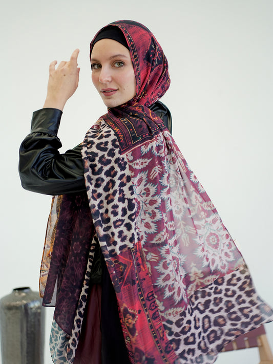 Untamed Crimson - Fierce Leopard